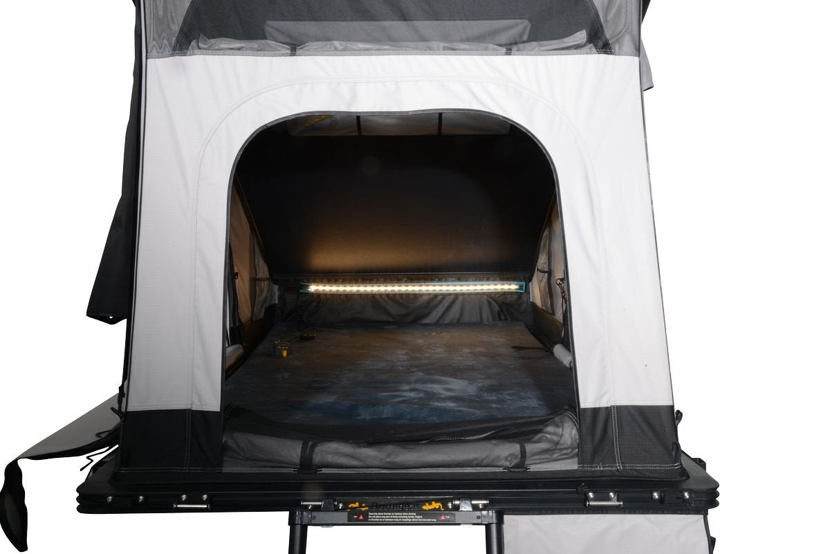 Mulloway hard-shell roof tent