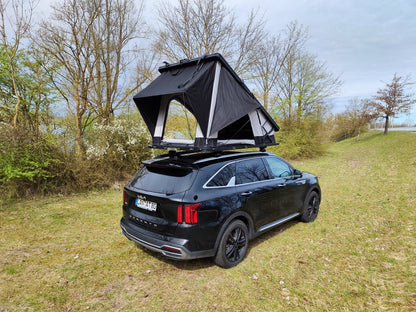 Mulloway hard-shell roof tent