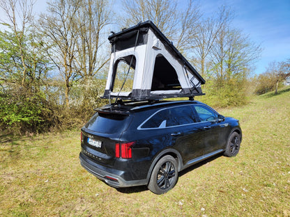 Mulloway hard-shell roof tent